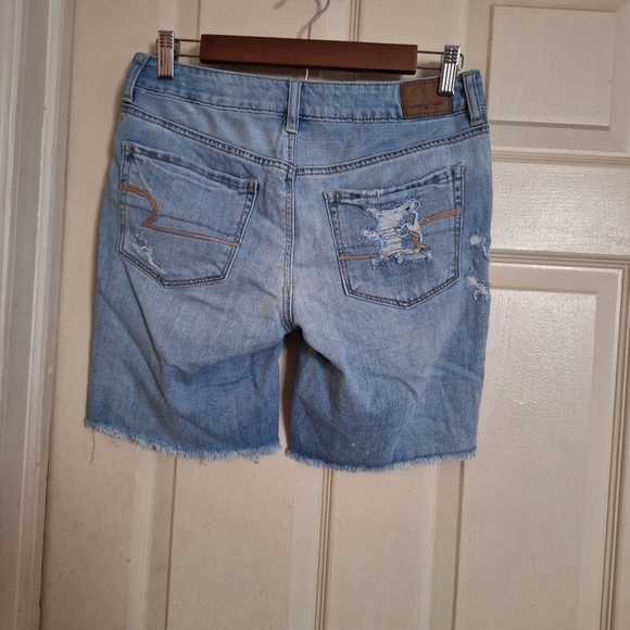 American Eagle distressed jean shorts s - Picture 4 of 6